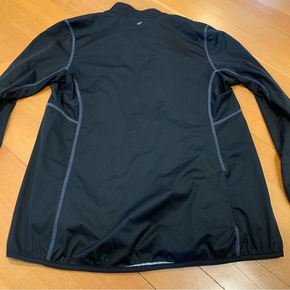 Women’s ASICS Running Jacket - Picture 2 of 8